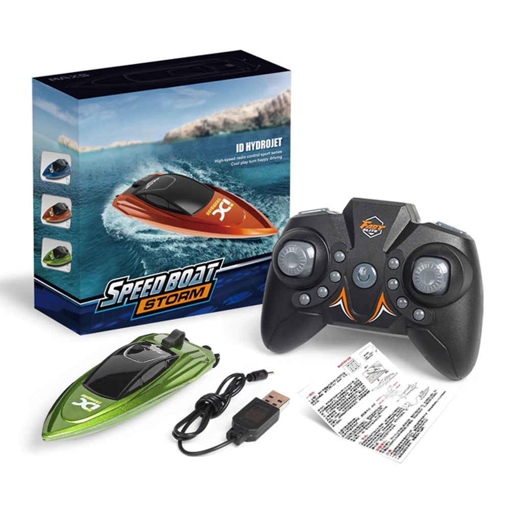 Mini RC Boat 10km/h High Speed Boat Radio 2.4G Remote Controlled Dual Motor Electric Racing Speedboat