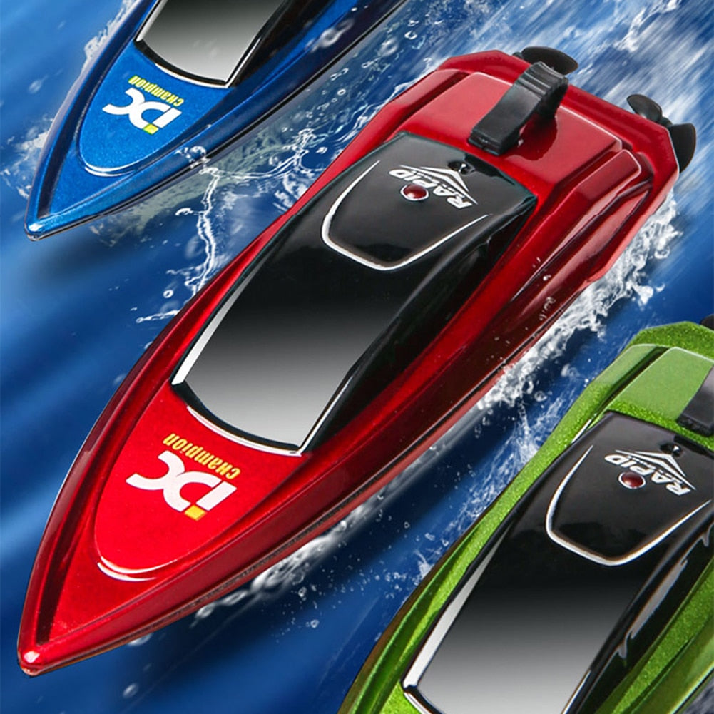 Mini RC Boat 10km/h High Speed Boat Radio 2.4G Remote Controlled Dual Motor Electric Racing Speedboat